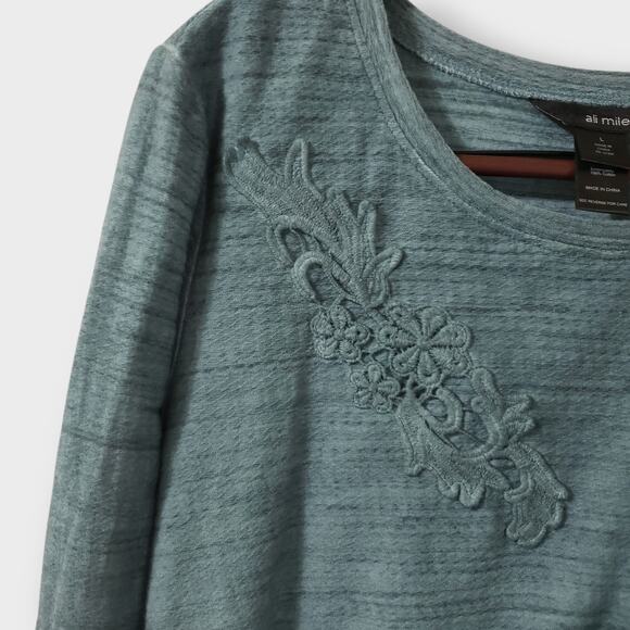 Ali Miles Floral Embroidered Lace Trim Tunic Top Green Spacedye Large Oversized - Picture 5 of 14